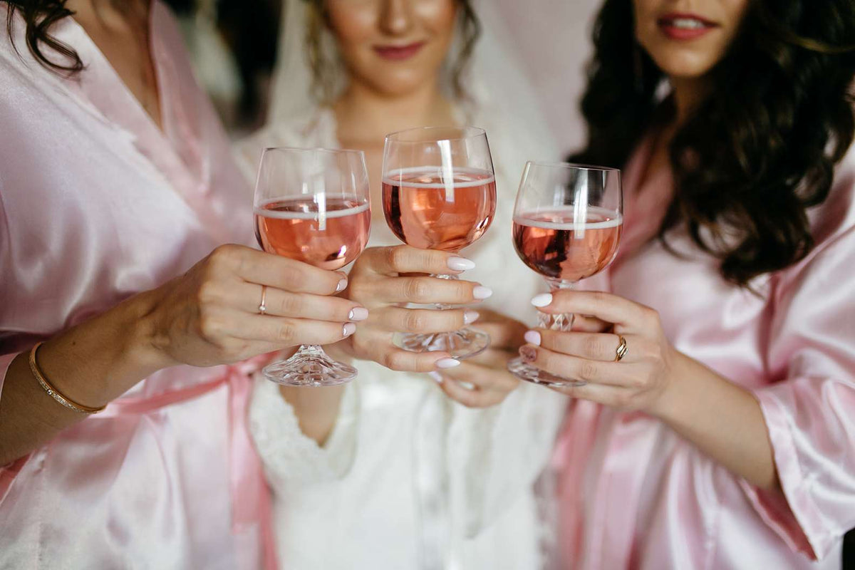15 Fun Bridal Shower Drinks That Are Easy to Make
