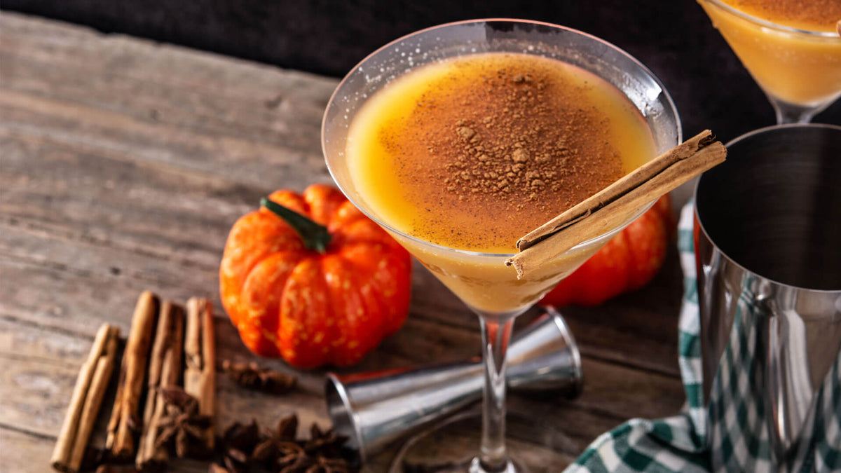 Cocktail Recipes for Your Thanksgiving Feast