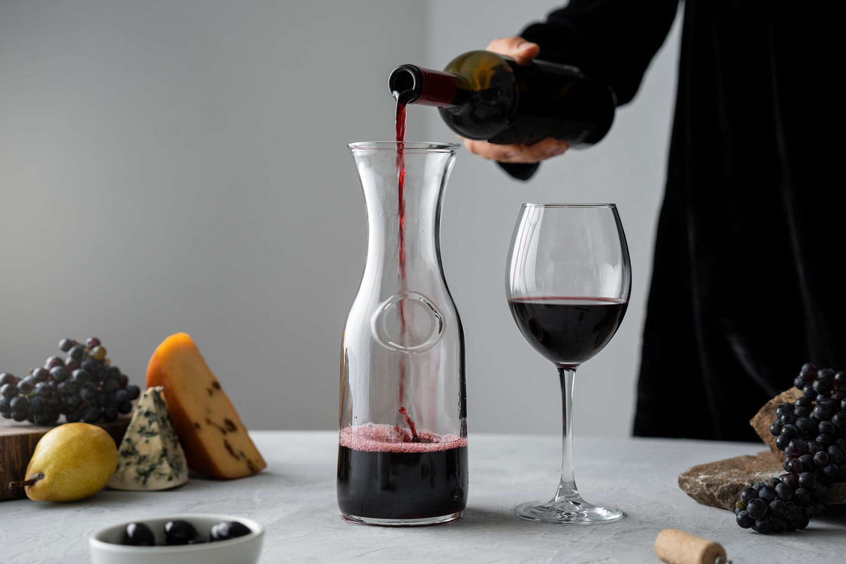 Gamay Wine Flavor Profile, Best Bottles, and Serving Tips