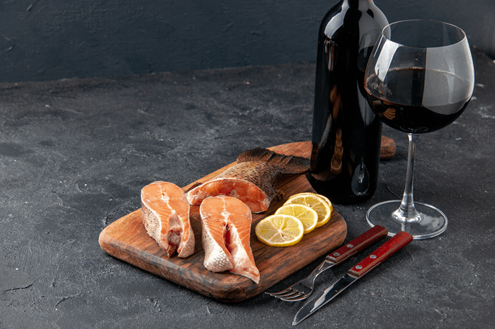 What Wine Goes with Salmon? The Ultimate Pairing Guide