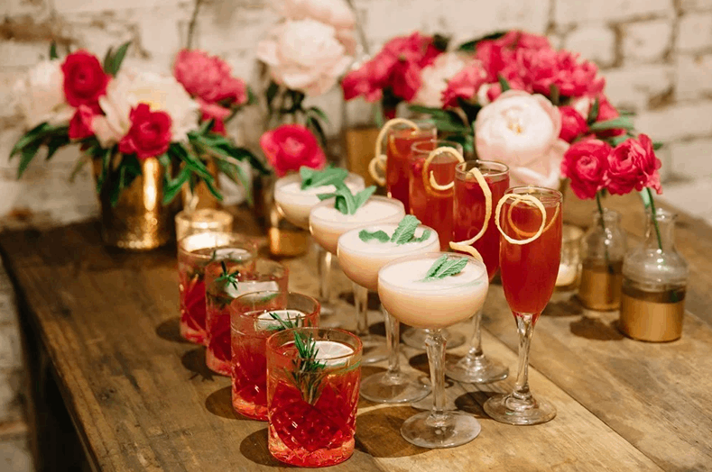 15 Signature Drinks for Wedding Your Guests Will Actually Remember