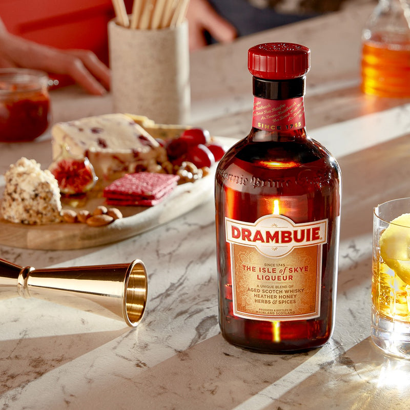 Drambuie - Malt Whiskey Liqueur - 700ml